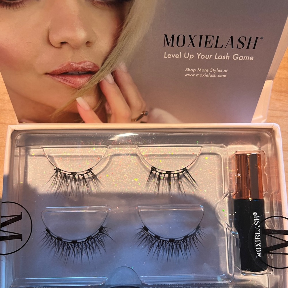 MOXIELASH Essentials Kit NWT